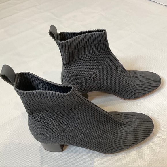 Everlane The Glove Boots Size 5.5 Dark Grey - Picture 4 of 9
